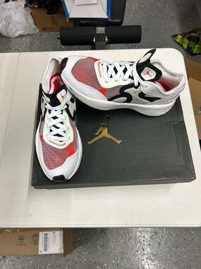 Jordan Delta 3 Low White Chile Red DN2647-160